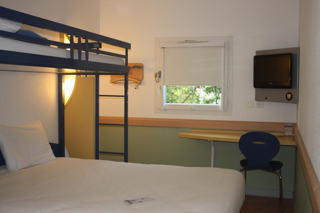 Ibis Budget Issoire Ruang foto